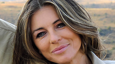 Liz Hurley / Patrick Toselli, CC BY-SA 2.0, via Wikimedia Commons